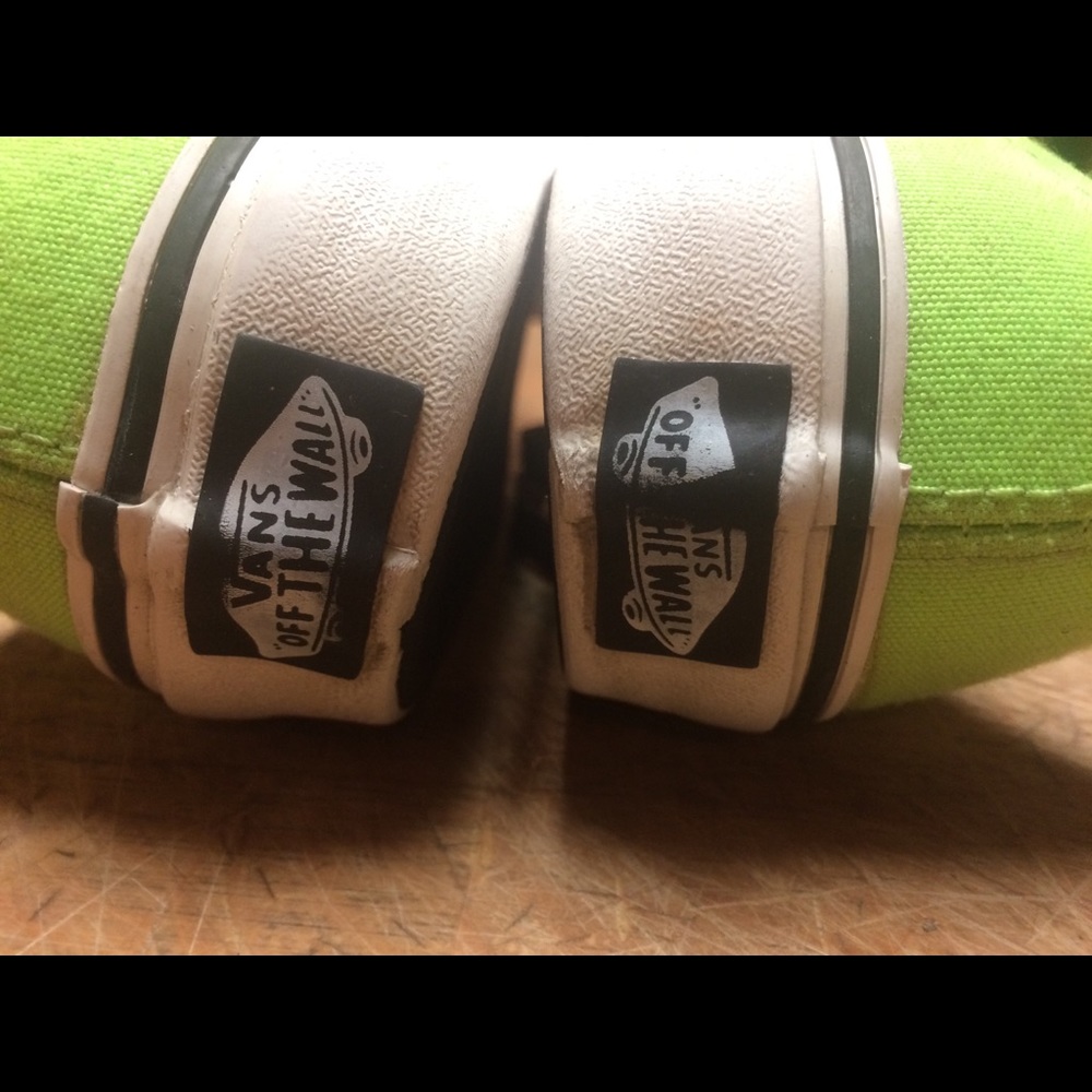 Vans - Picture 4 of 5